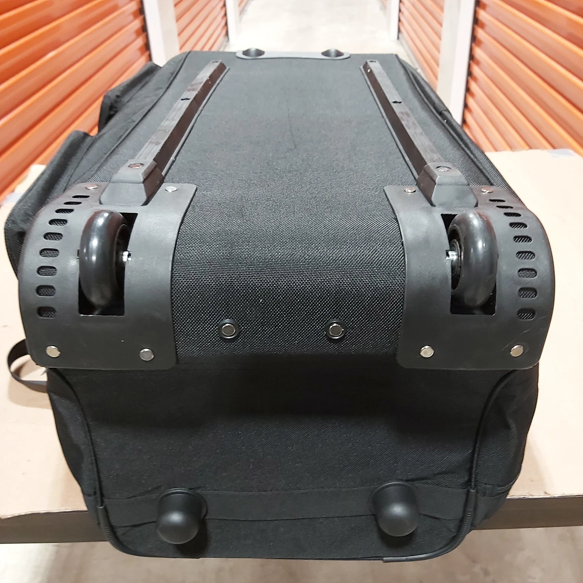 New Rolling Trolley Duffle Bag With Wheels Handle Size 32 Inches image indicator(5)