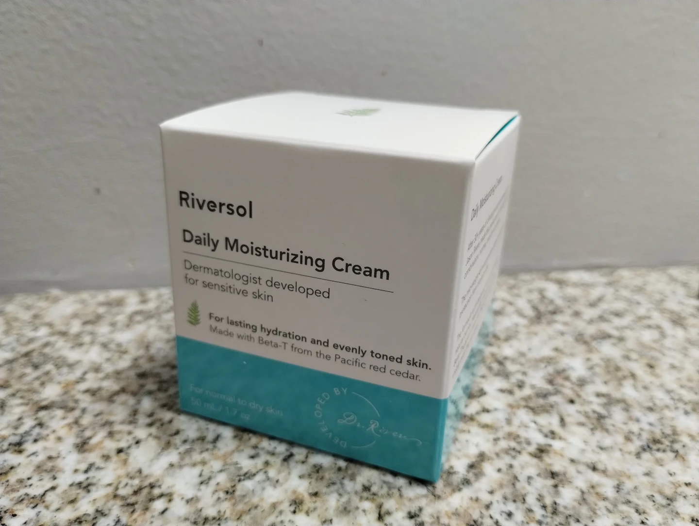 RIVERSOL Daily Moisturizing Cream