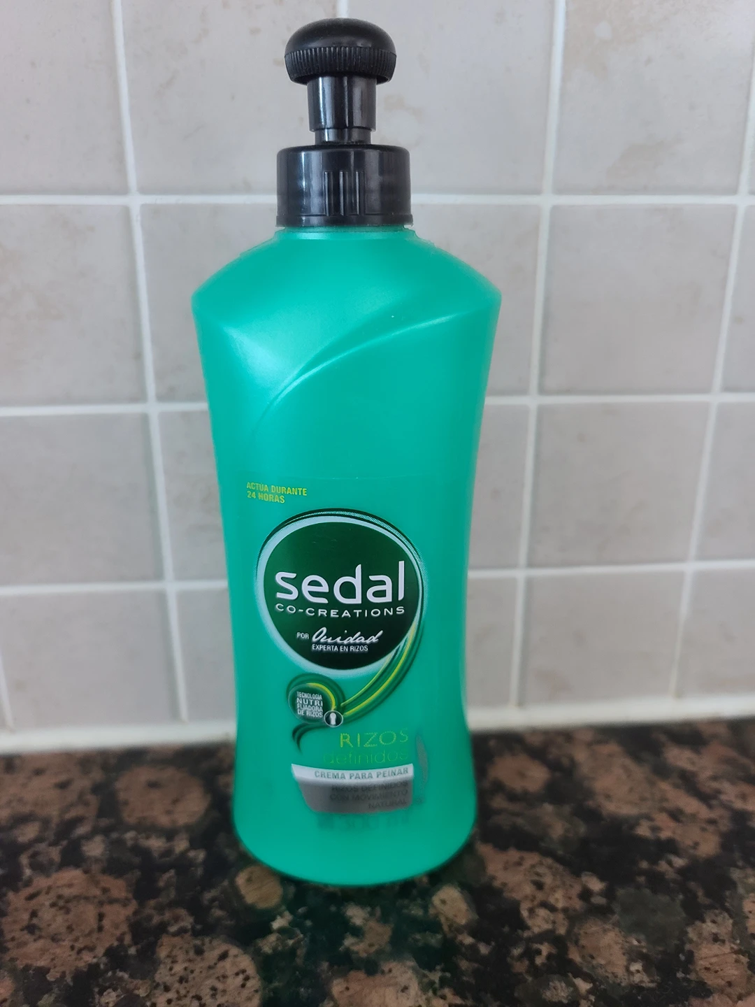 Free Hair styling product for curls thumbnail