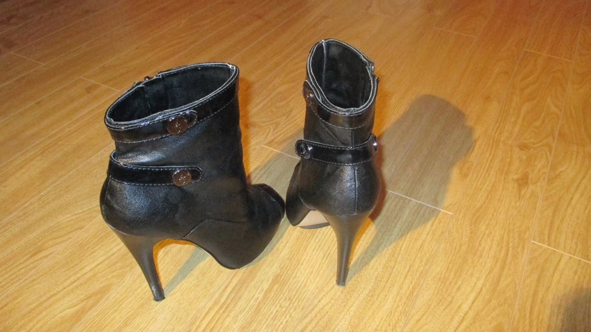 Ladies shoes - photo 5