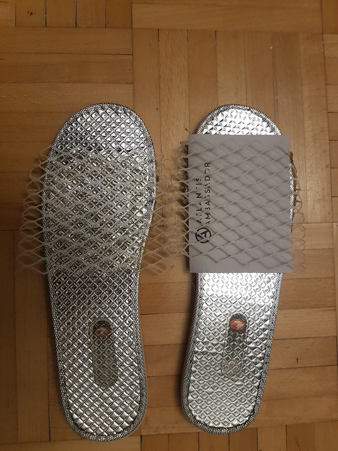 Flip flops, size 7 image indicator(3)