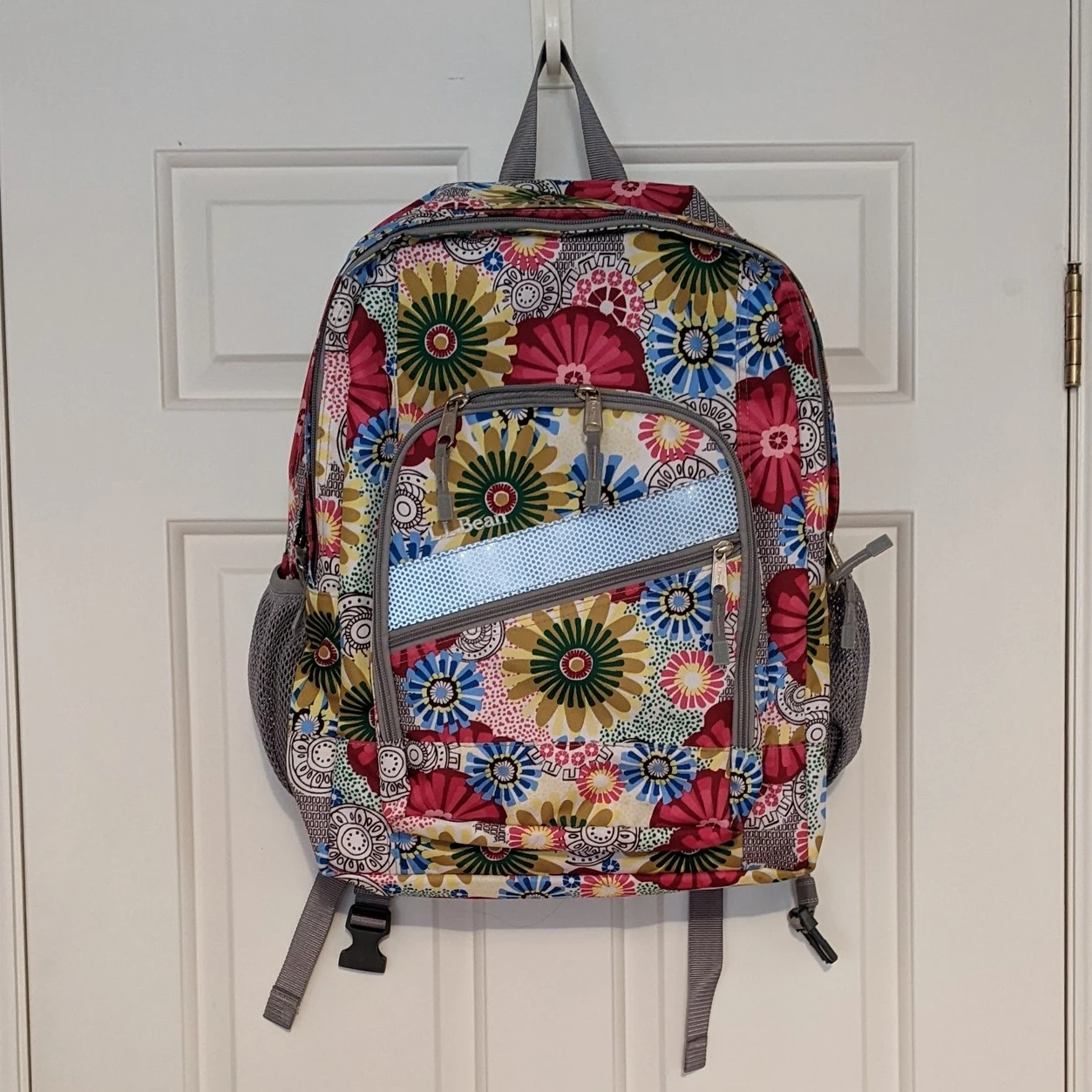NWOT L.L. Bean Deluxe Floral Print Book Pack thumbnail