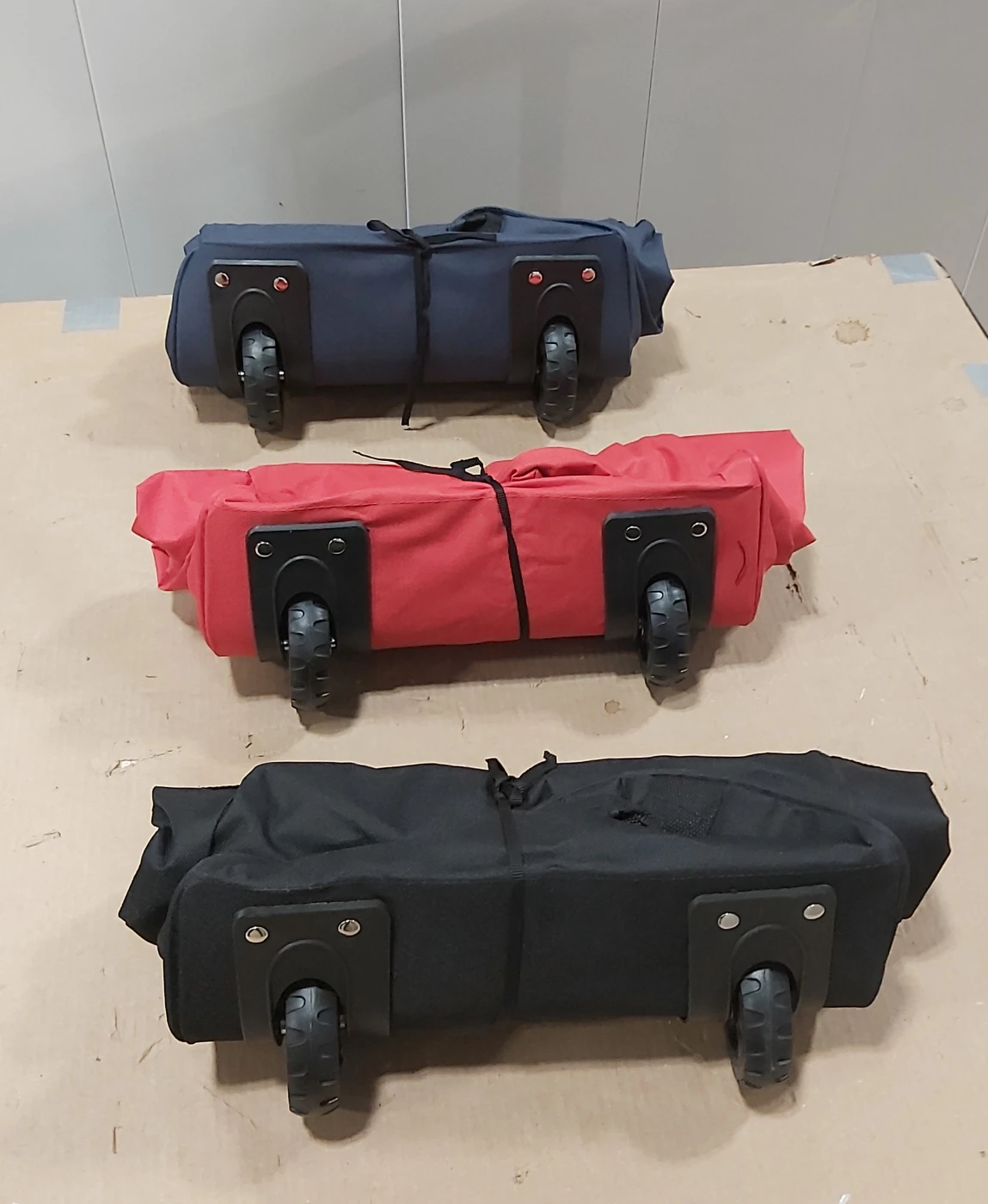 Brand New Zipper Duffle Bag Large Plain Simple Size 32 Inches image indicator(5)