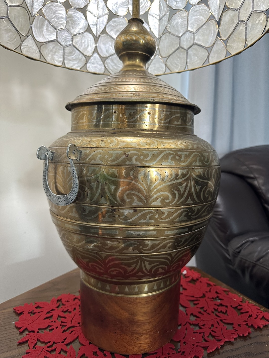 Vintage Capiz Shell Lamp with Decorative Brass image indicator(2)