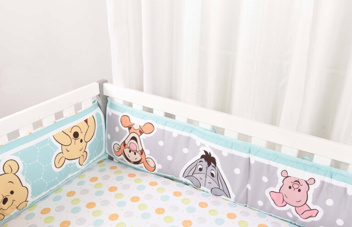 Winnie the Pooh crib bumper