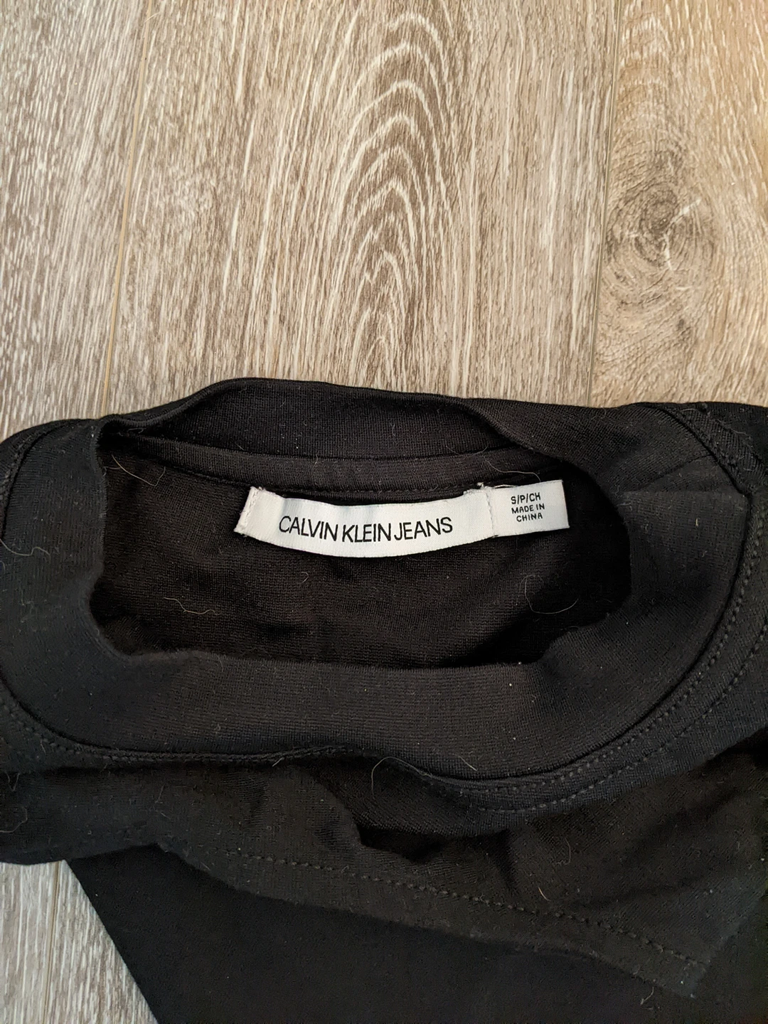 Calvin Klein Jeans Crop Top size small - photo 4