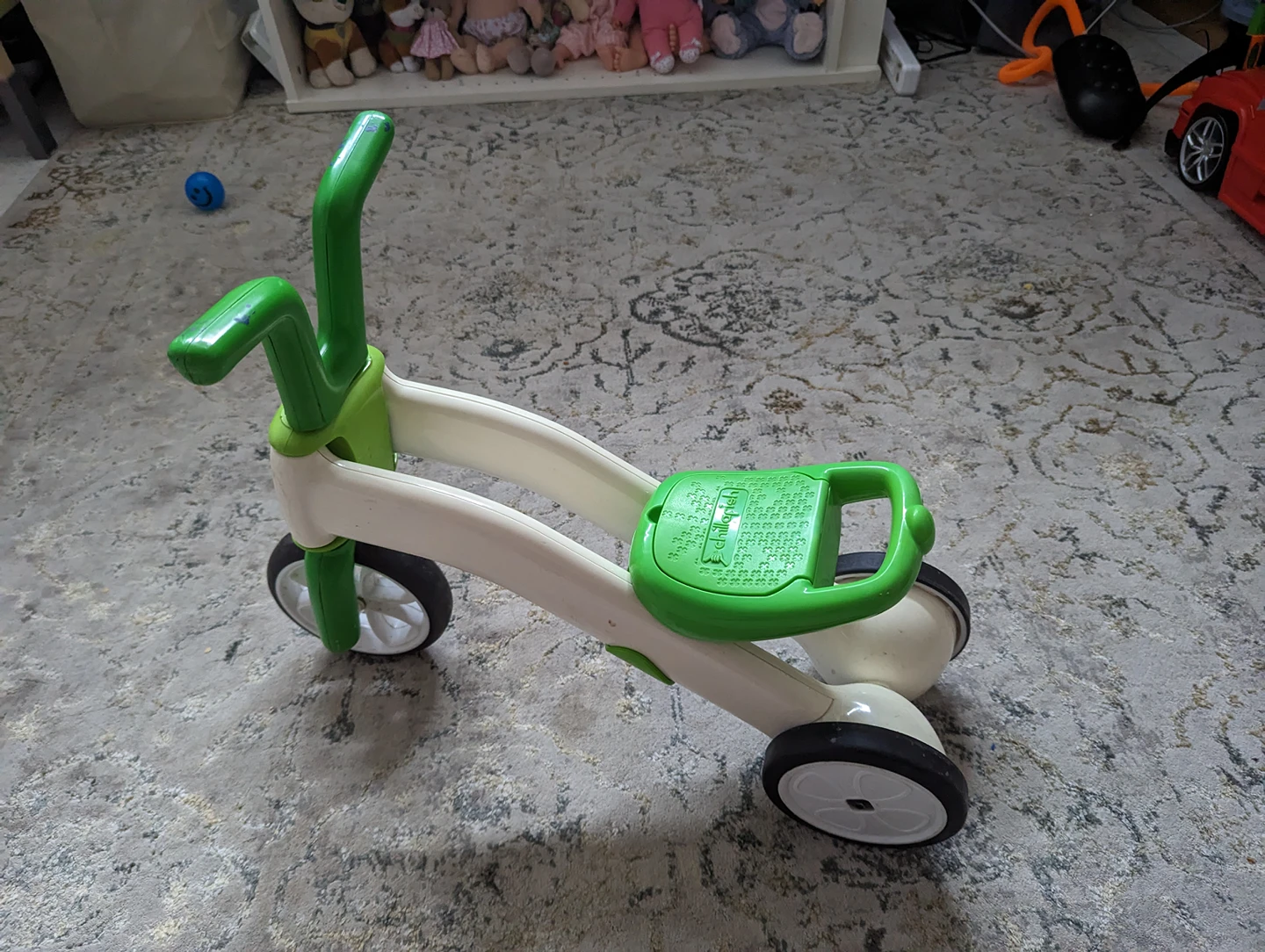 chillafish lime balance bike for toddlers