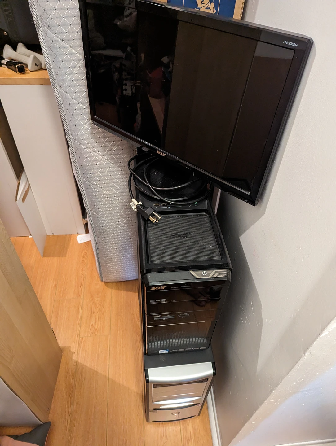 2 PC 1 monitor thumbnail