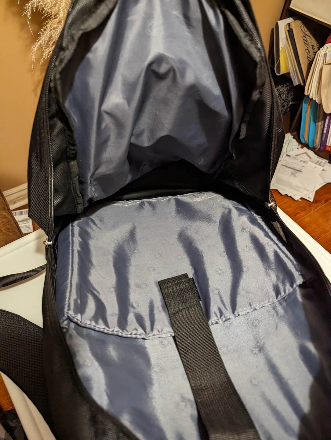 swiss gear back pack - photo 3