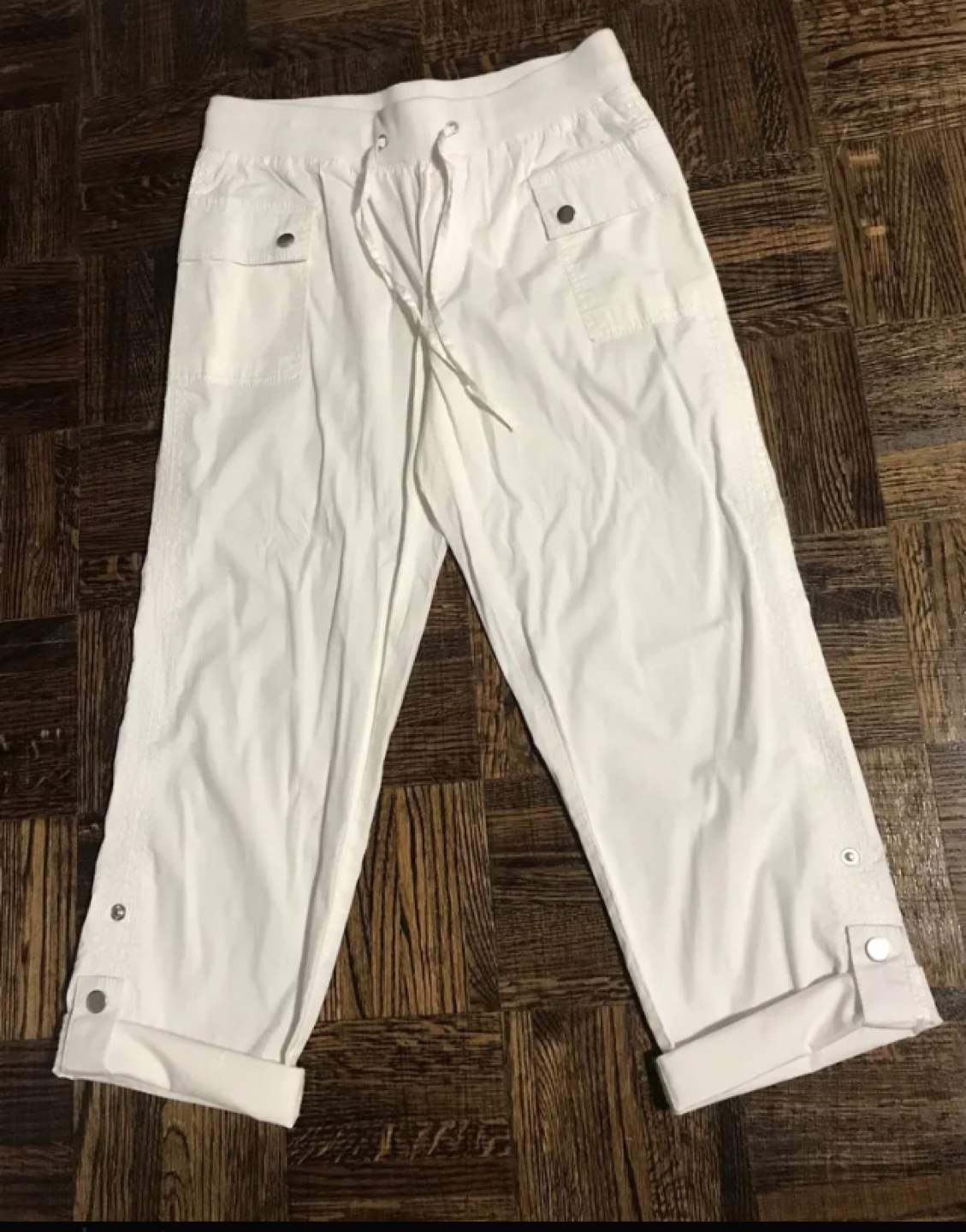 Lord and Taylor Capris Pants image indicator(4)