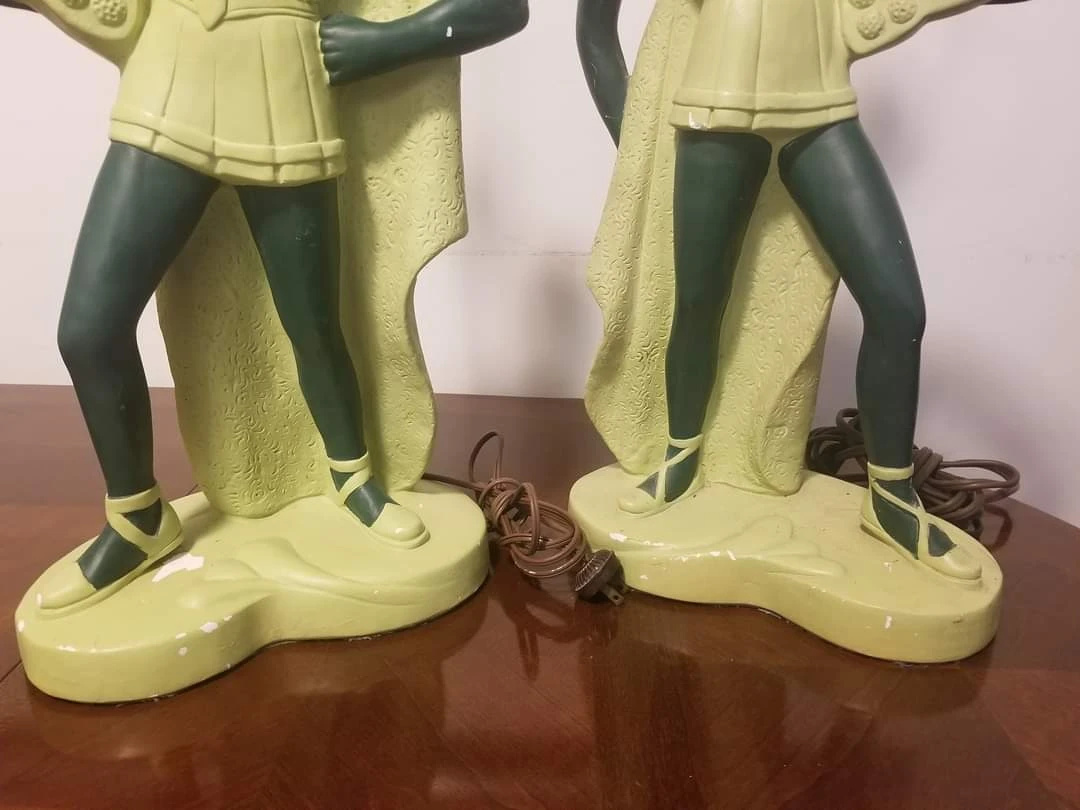 Vintage Art Deco Chalkware lamps - photo 4