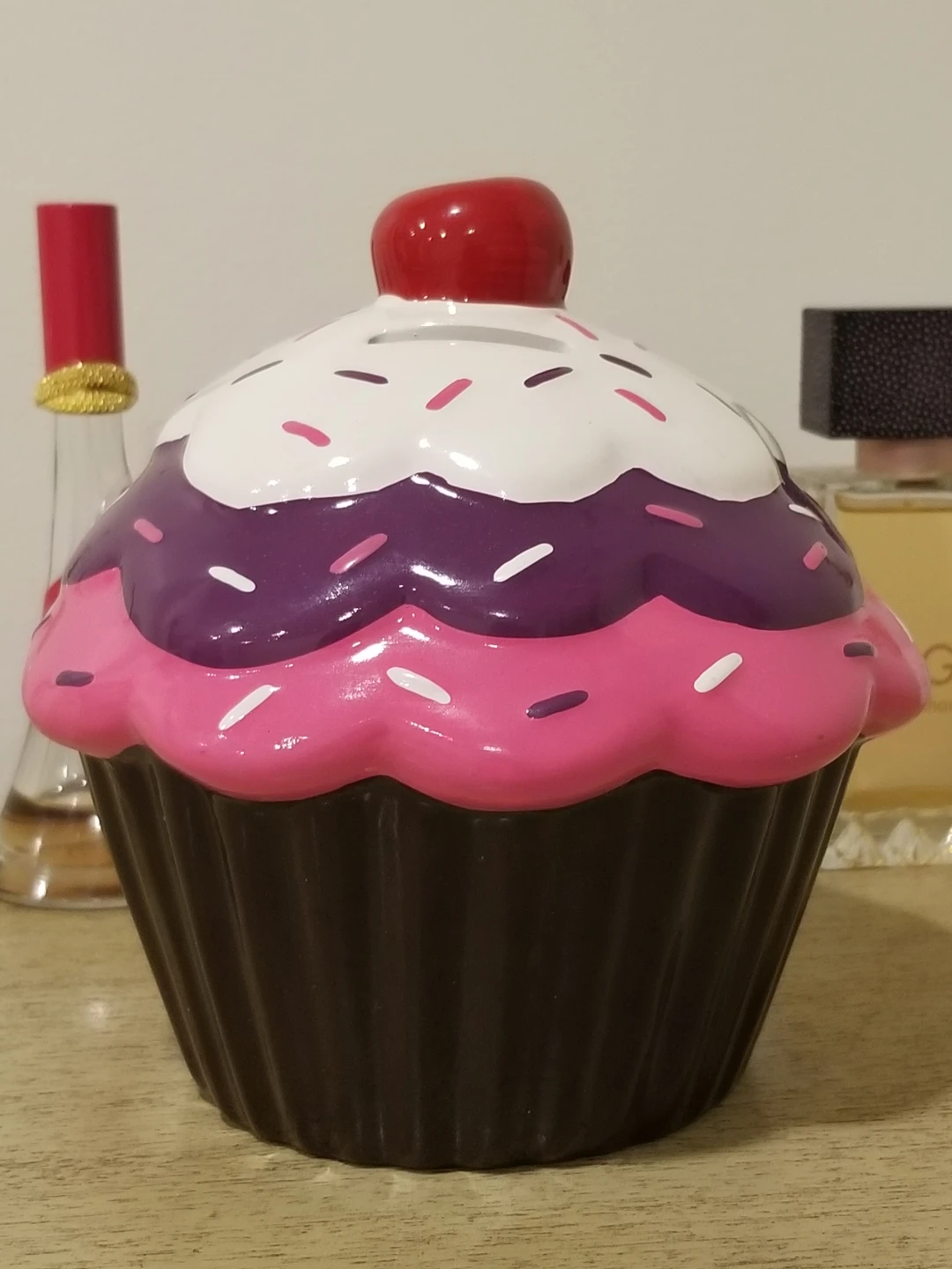 Starpoint FAB Ceramic Cupcake Piggy Bank - photo 3
