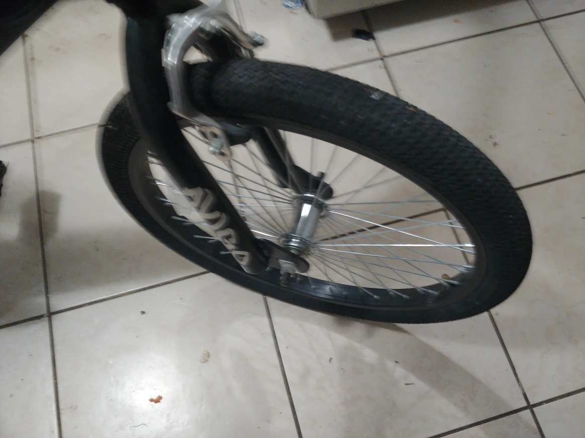 LIKE NEW B.M.X. 42 Spoke wheels - photo 3