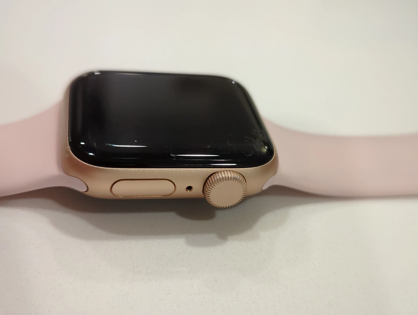 Apple Watch SE - photo 2