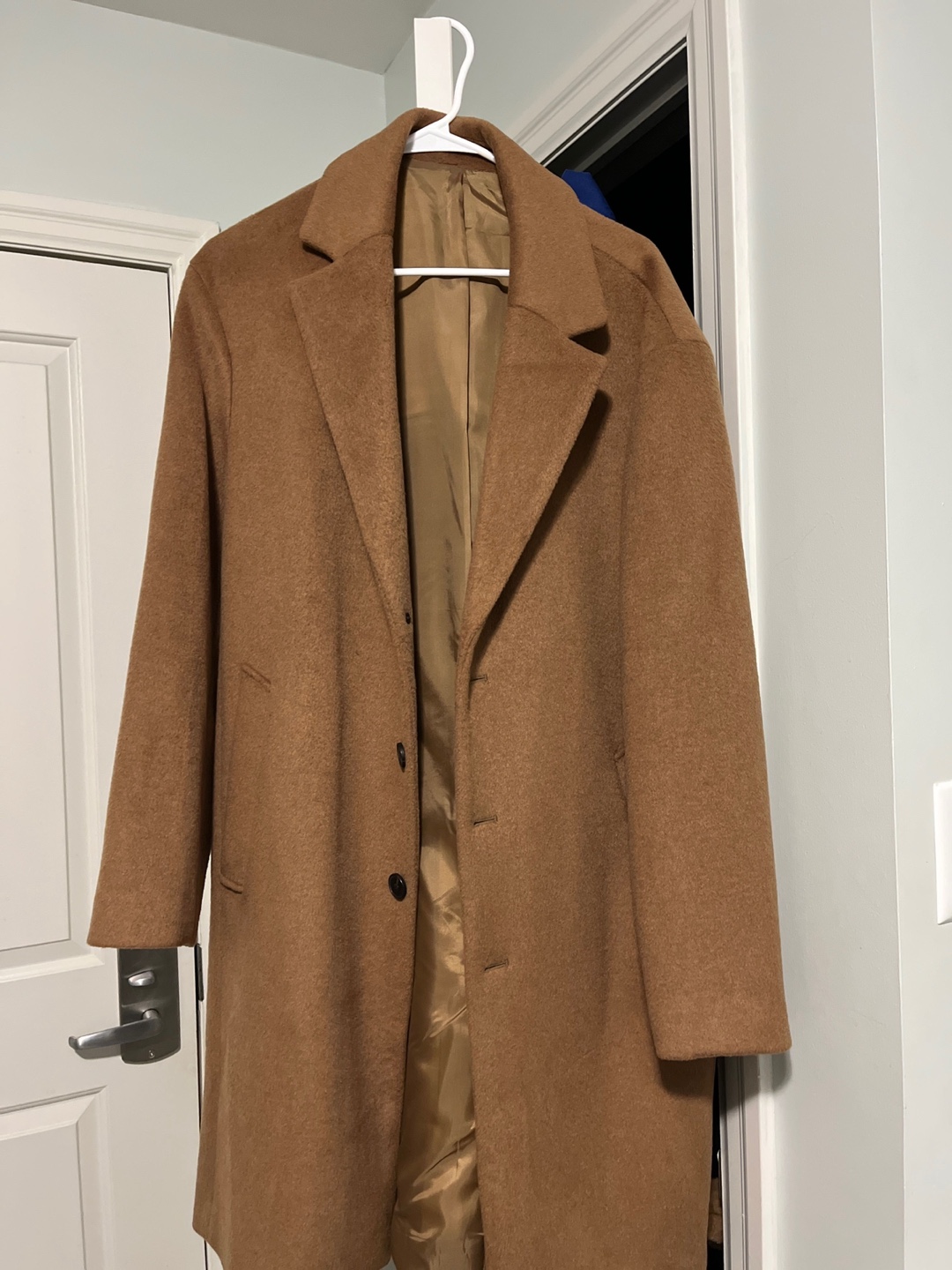Winter wool coat and suede jacket - photo 2