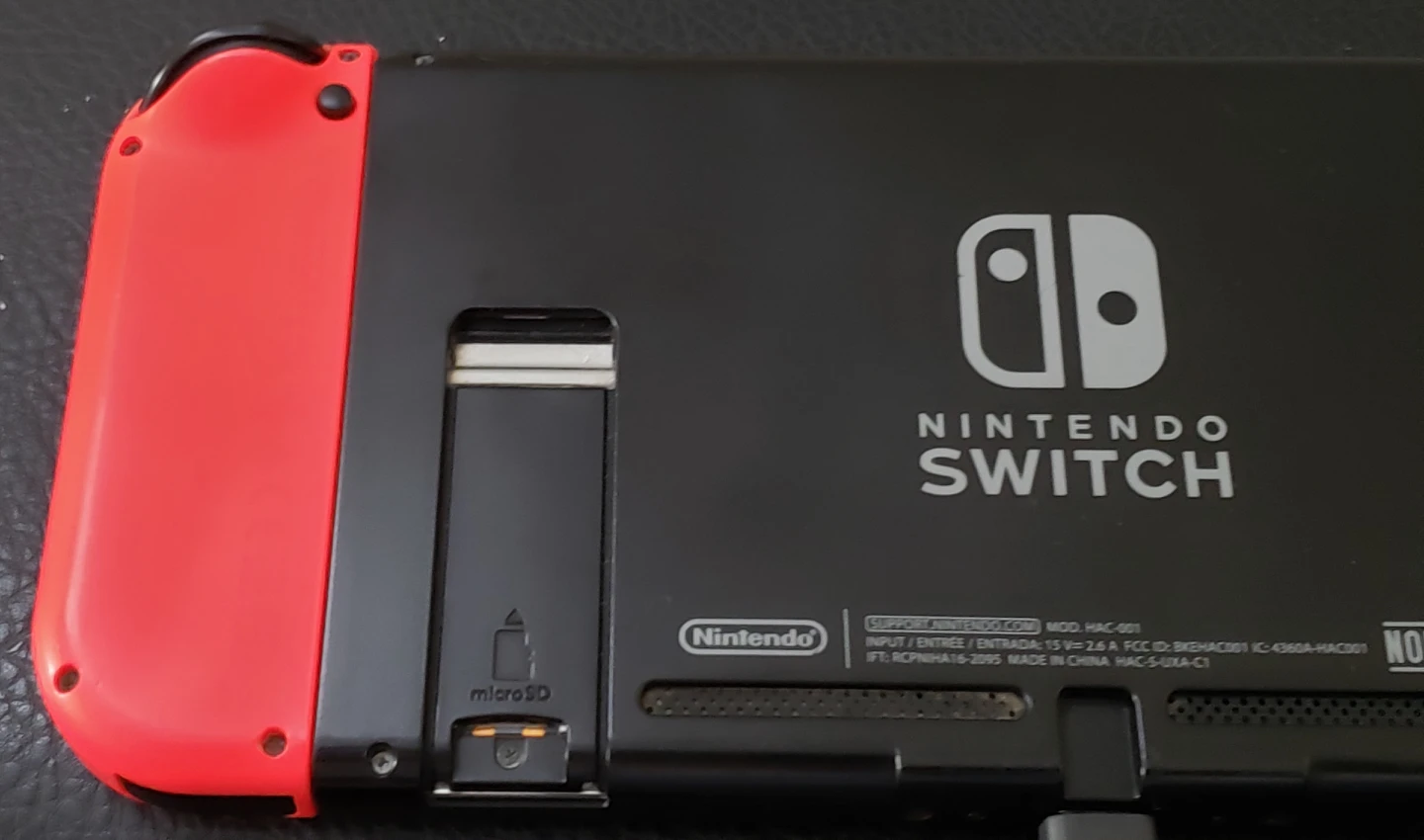 Nintendo Switch - photo 2