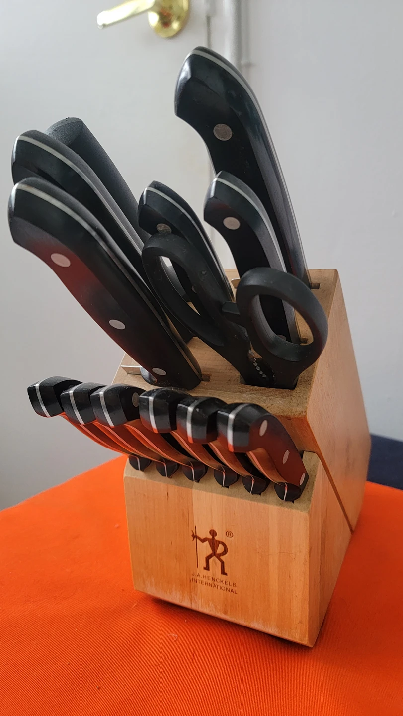 Henckel's knife set of 13 thumbnail