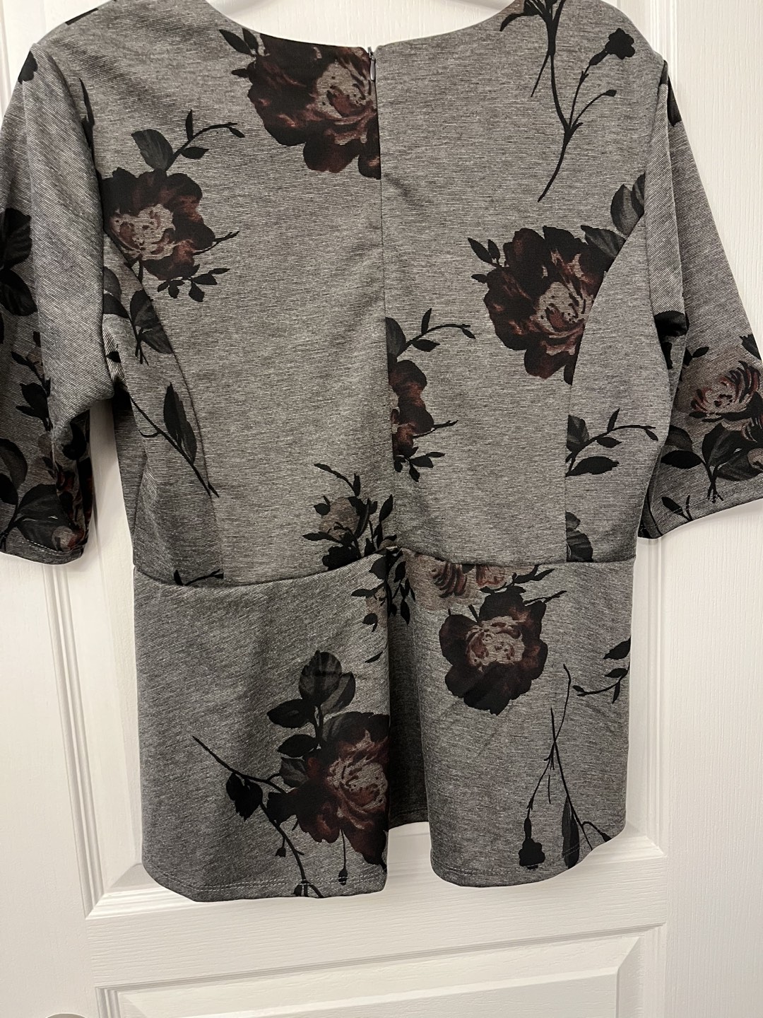 Brand NEW ladies top image indicator(2)