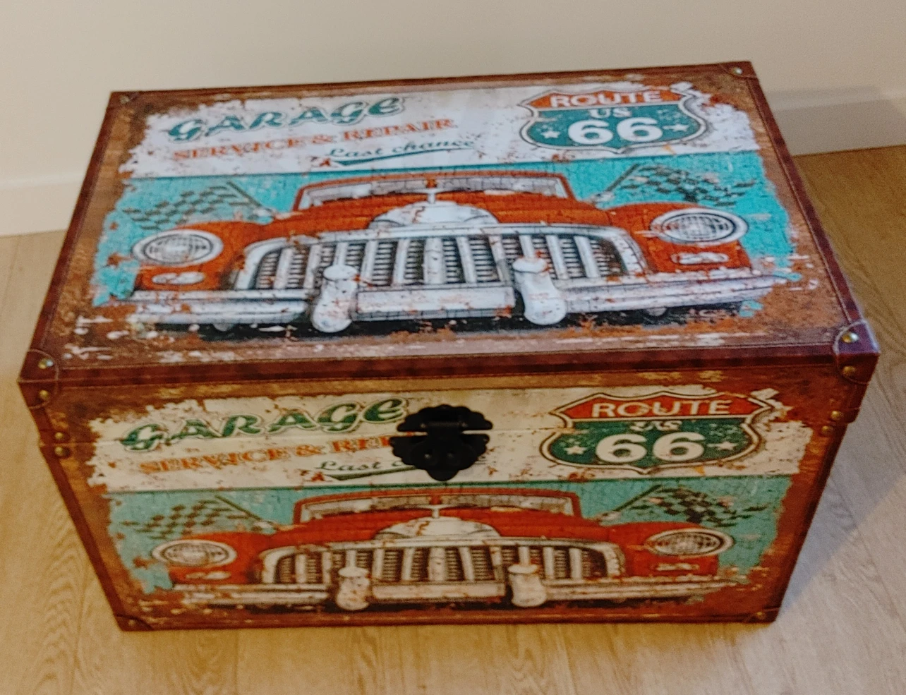 Brand New unused torage Vintage trunk