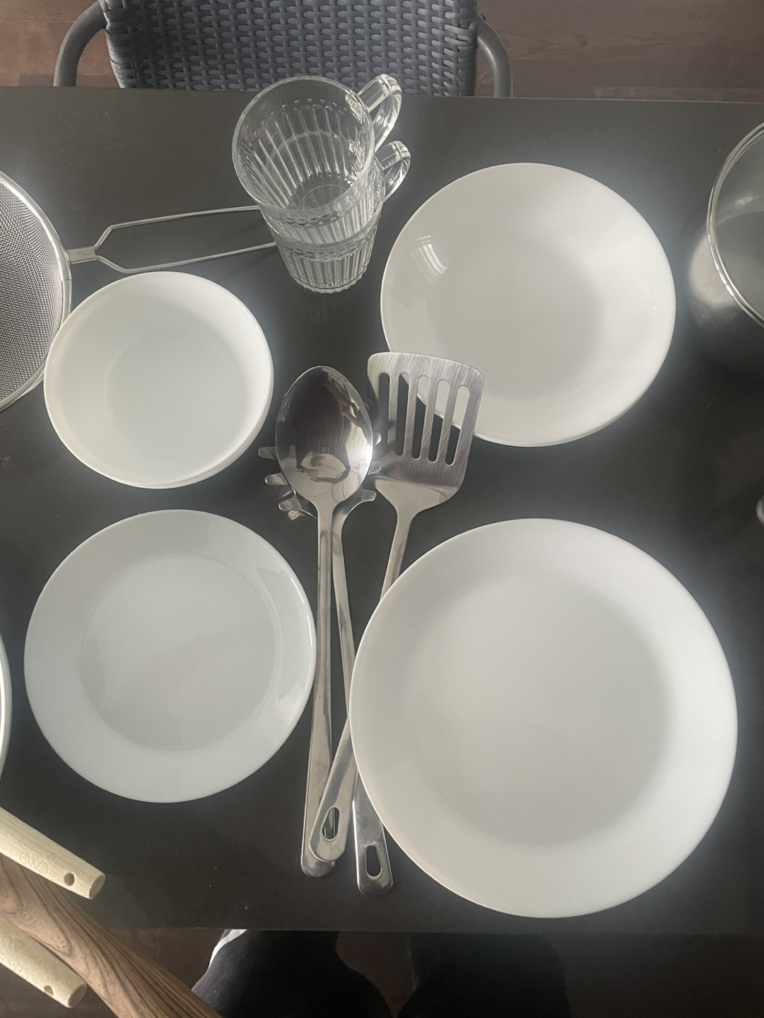 Kitchen stuff pans utensils plates and more - photo 2