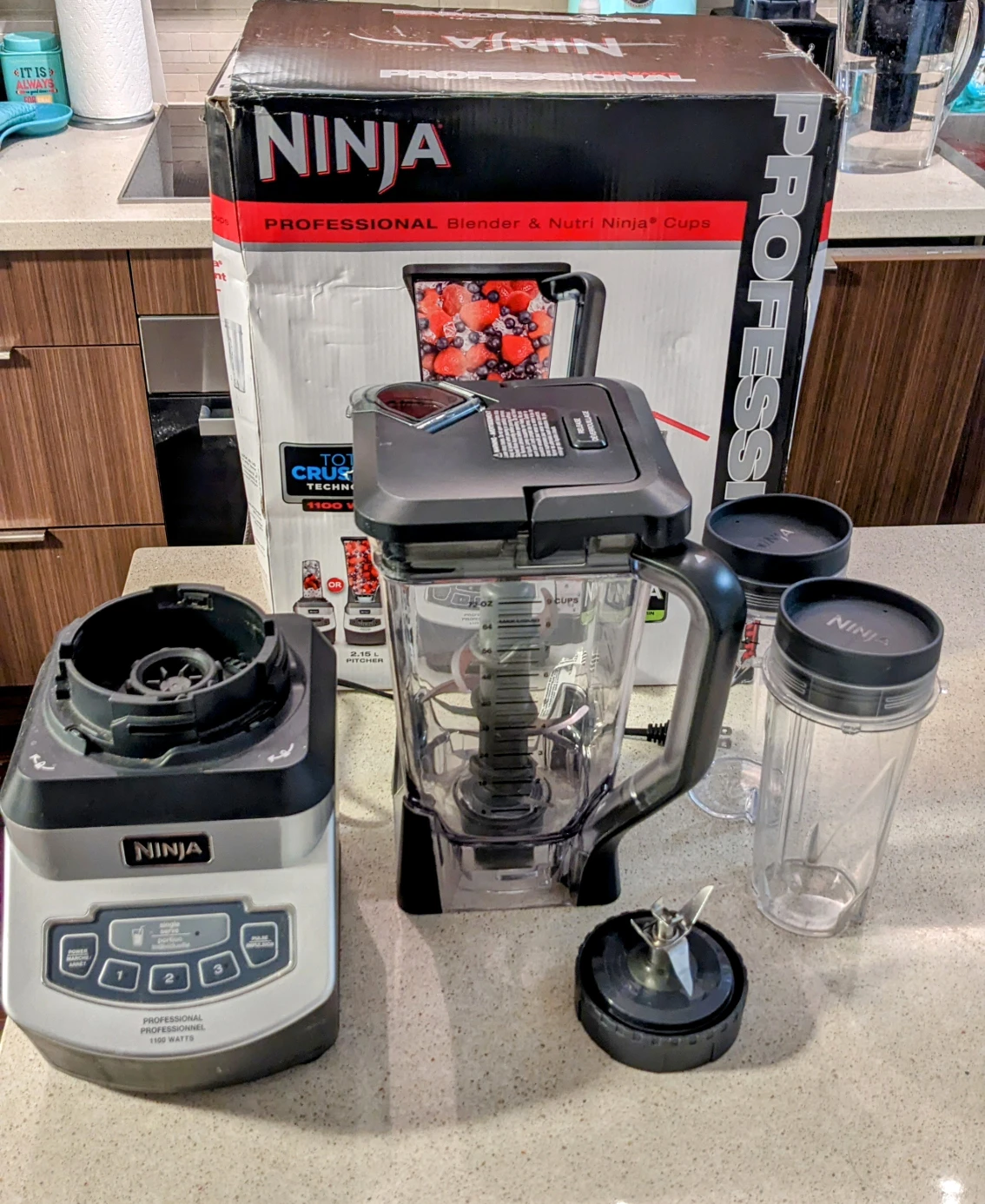 Ninja BL660C Blender, 72 Oz Pitcher and 2 - 16 Oz Cups with Box thumbnail