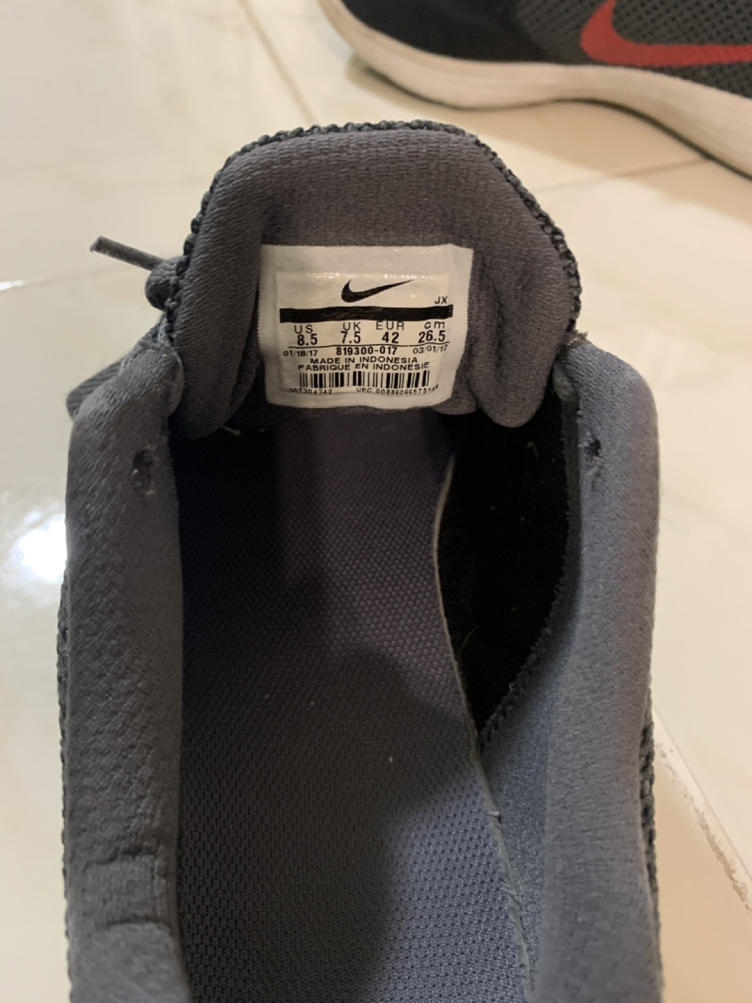 Nike shose. Size 8.5 (man). $12 - photo 2