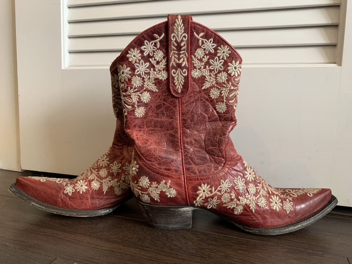 OLD GRINGO | Rare Red Floral Boots (8.5) thumbnail