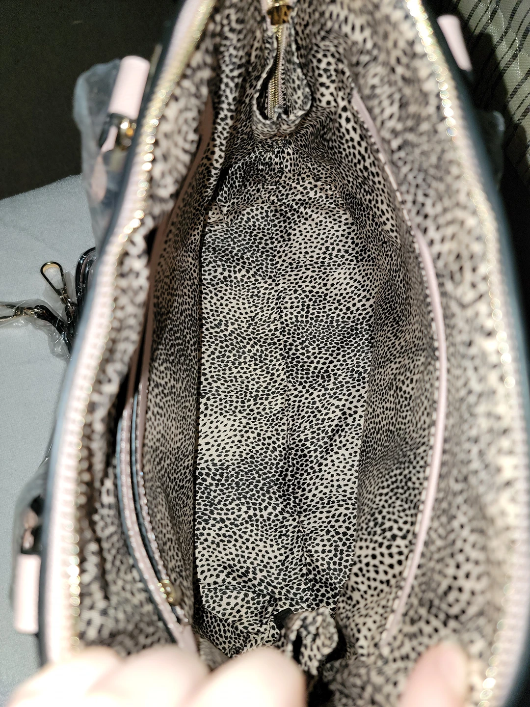 Vegan Purse image indicator(3)