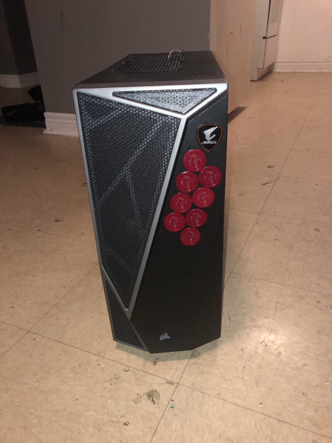 Cosair Carbide Spec-04 Case W/ 80+ Bronze 600w Power Supply thumbnail