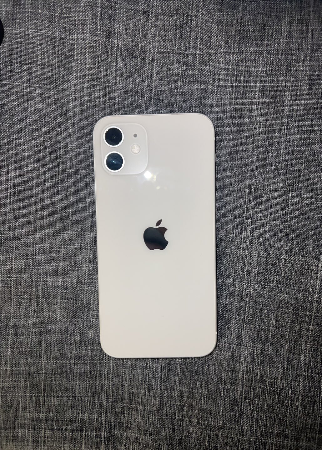 Factory unlocked iPhone 12 64gb white - photo 4