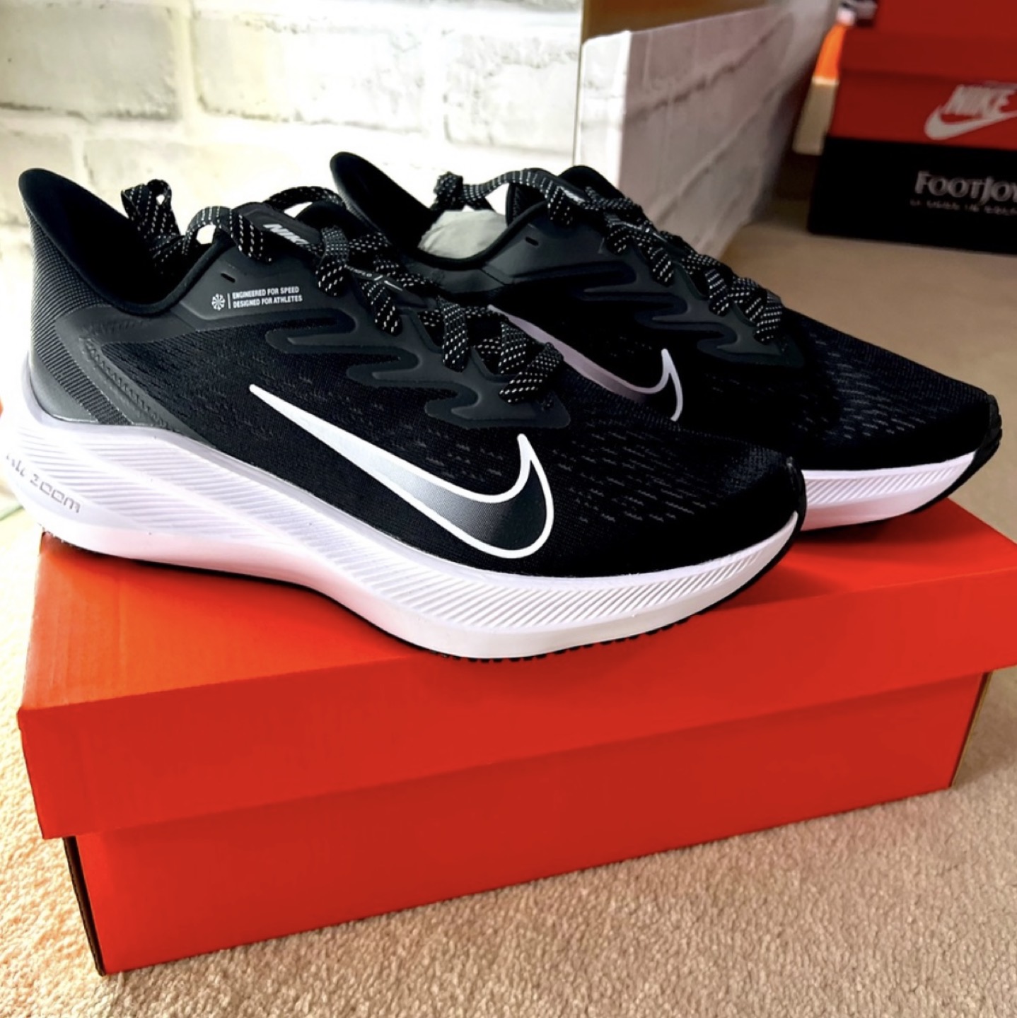 Nike Winflo 7 size 8.5