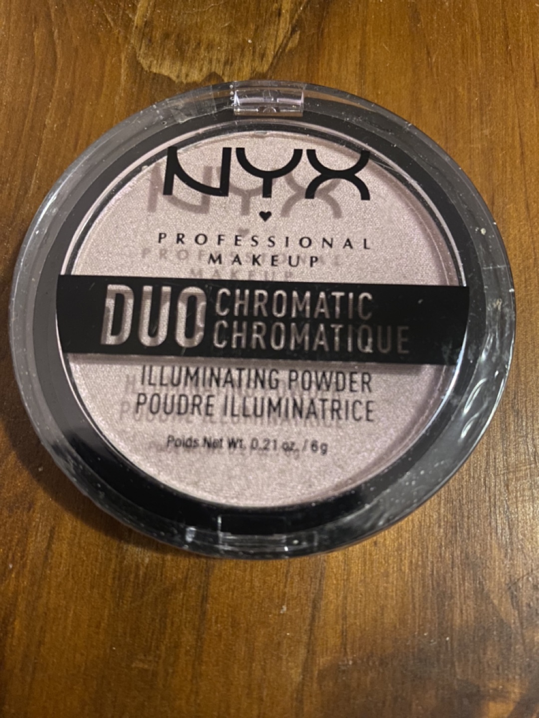 Nyx illuminating powder thumbnail