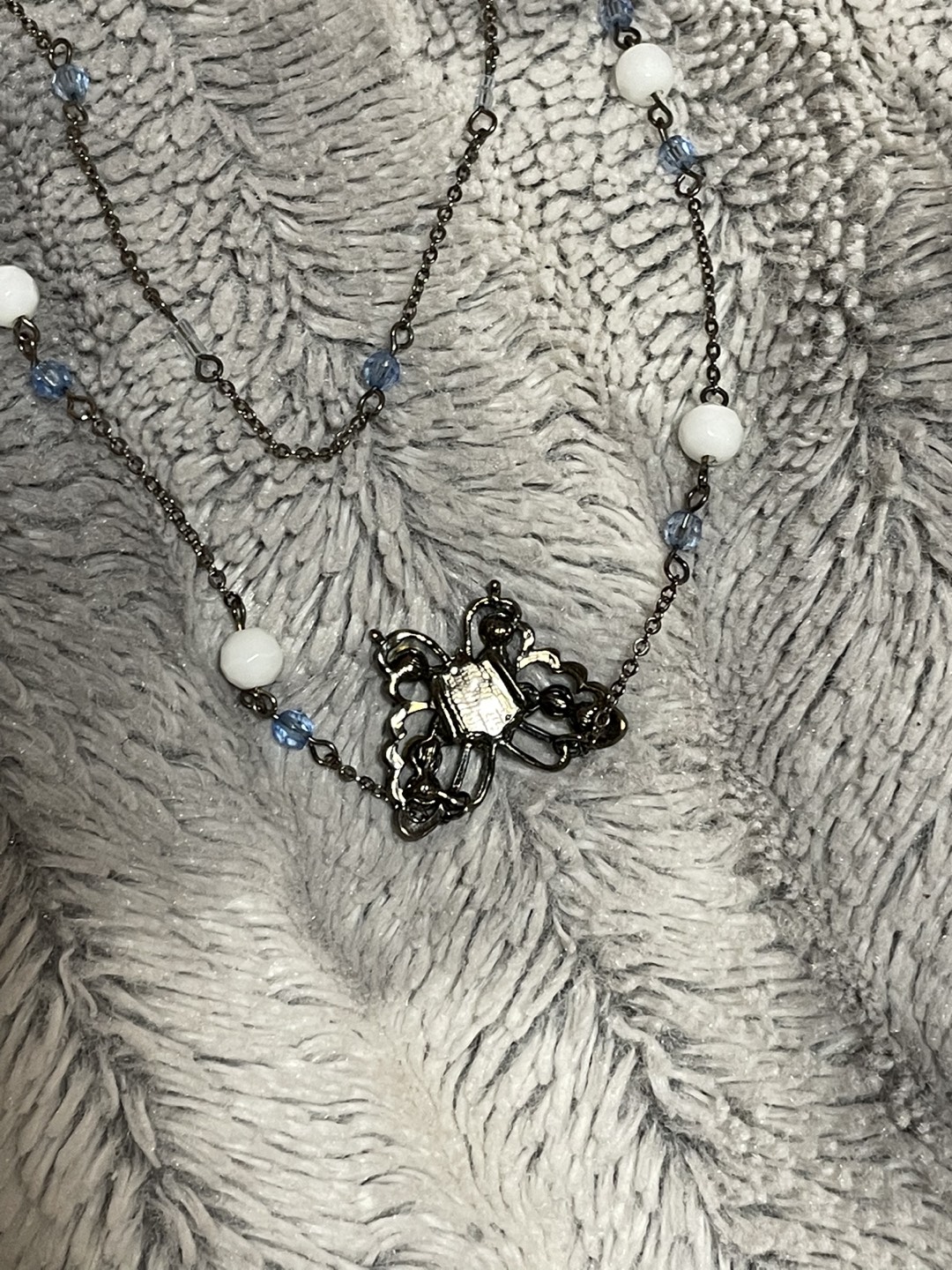 Beautiful Blue Butterfly Necklace image indicator(3)