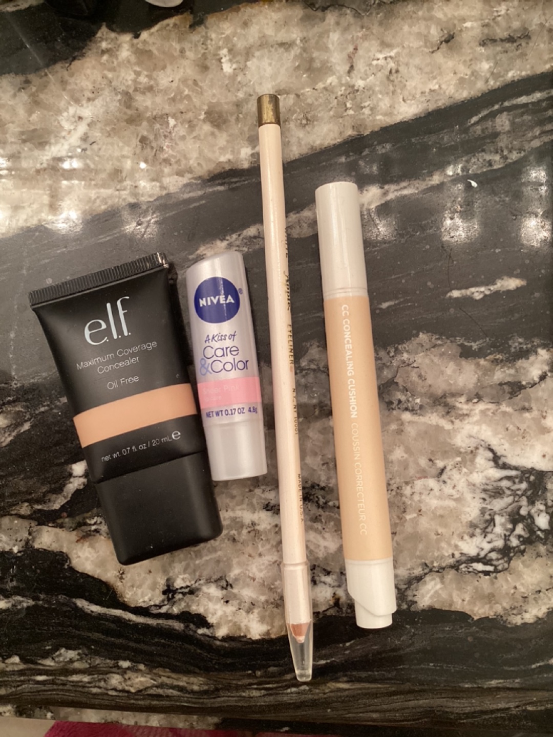 #freecycle makeup pickup in Leaside thumbnail