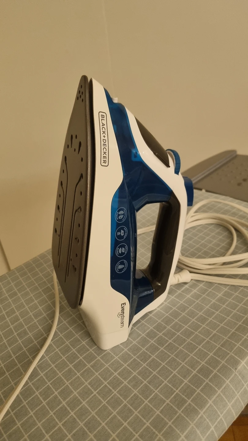 Iron + Foldable Ironing Board image indicator(2)