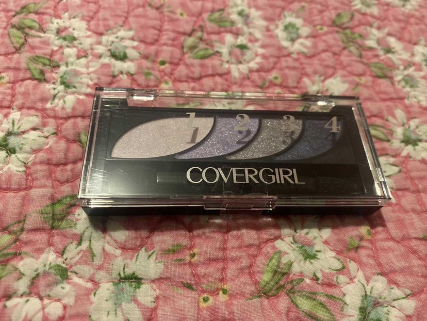 Eyeshadow thumbnail