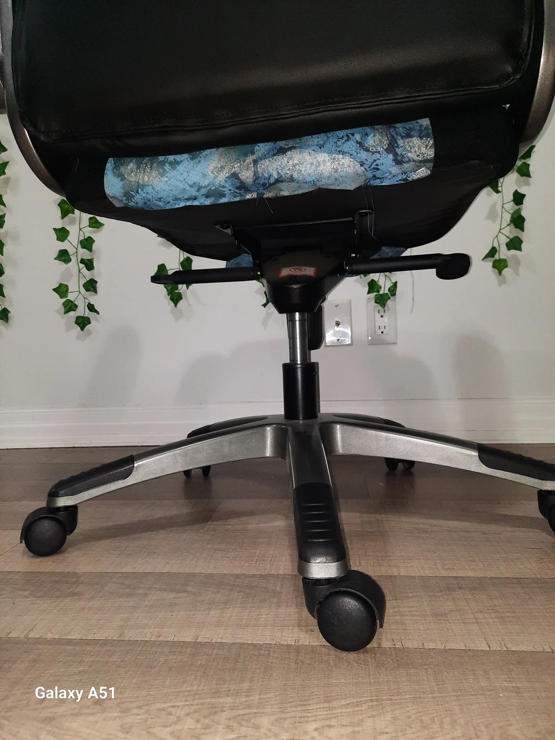 executive chair - photo 3