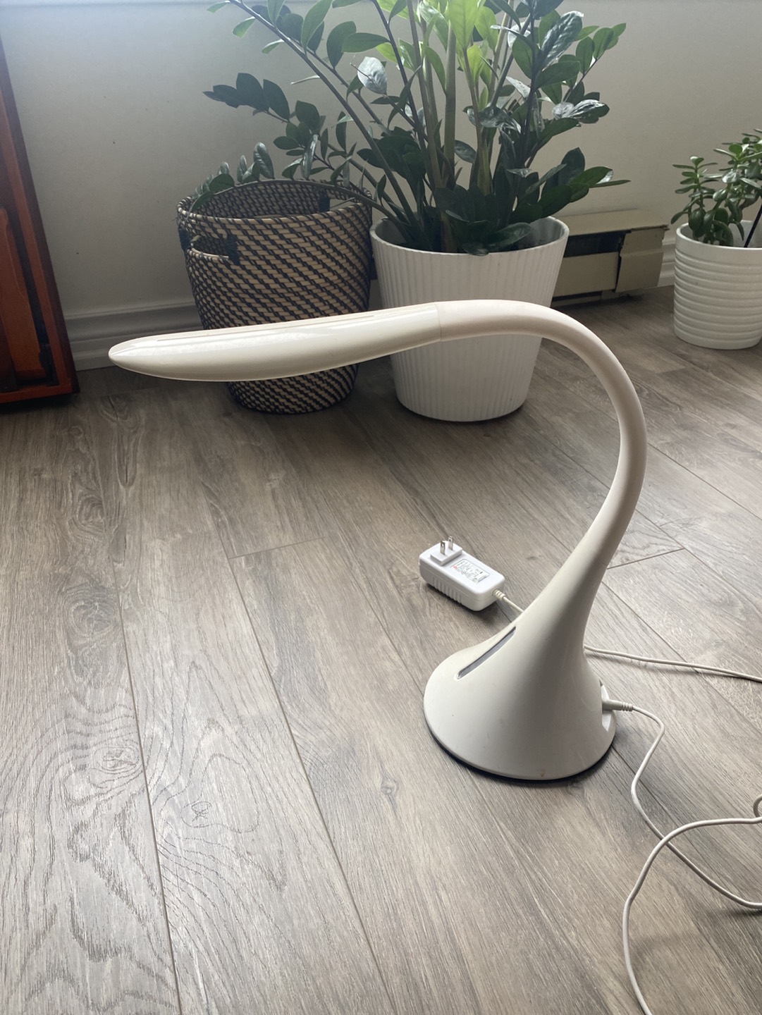 Table stand light thumbnail