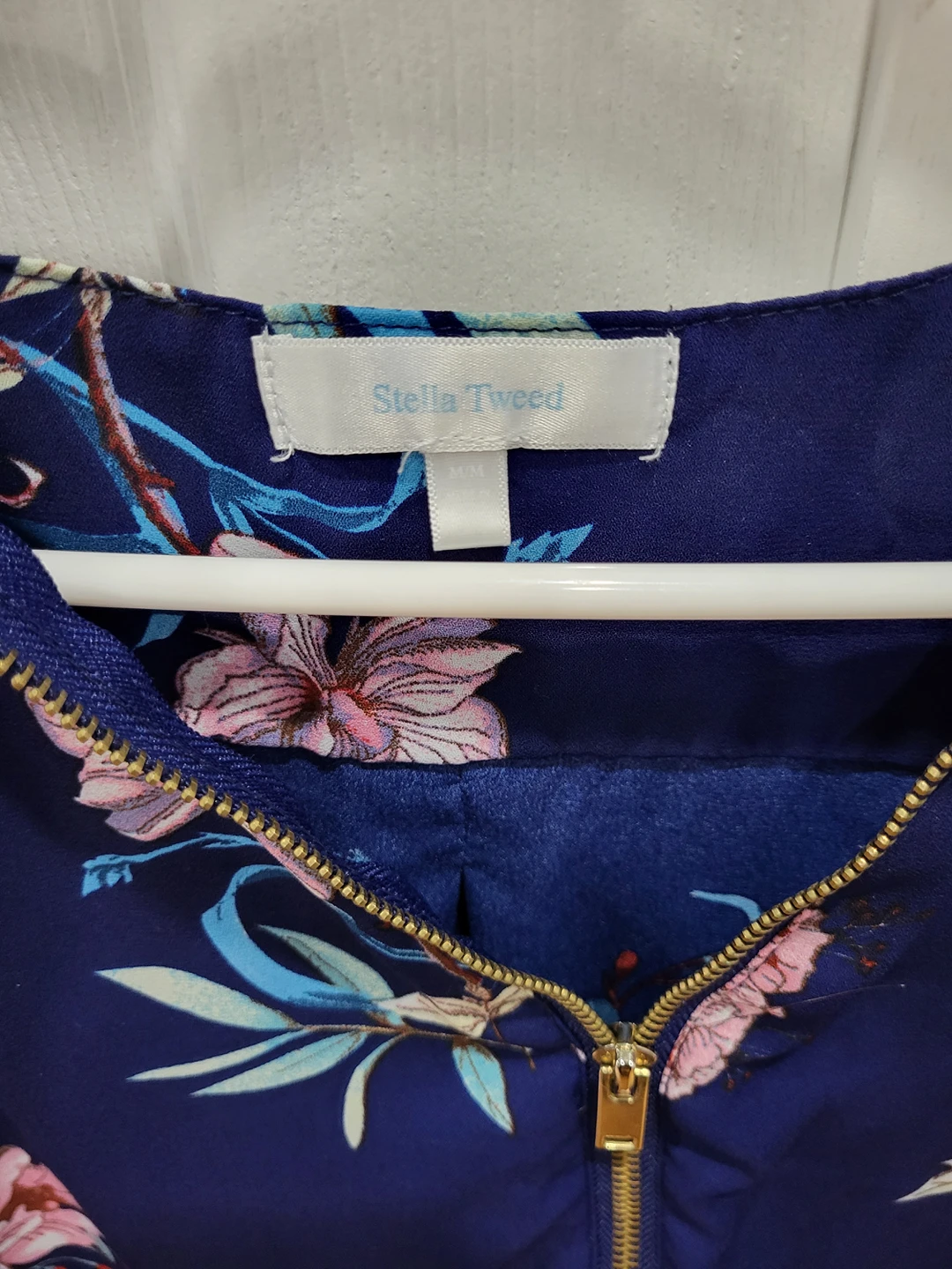 Women's blouse image indicator(4)