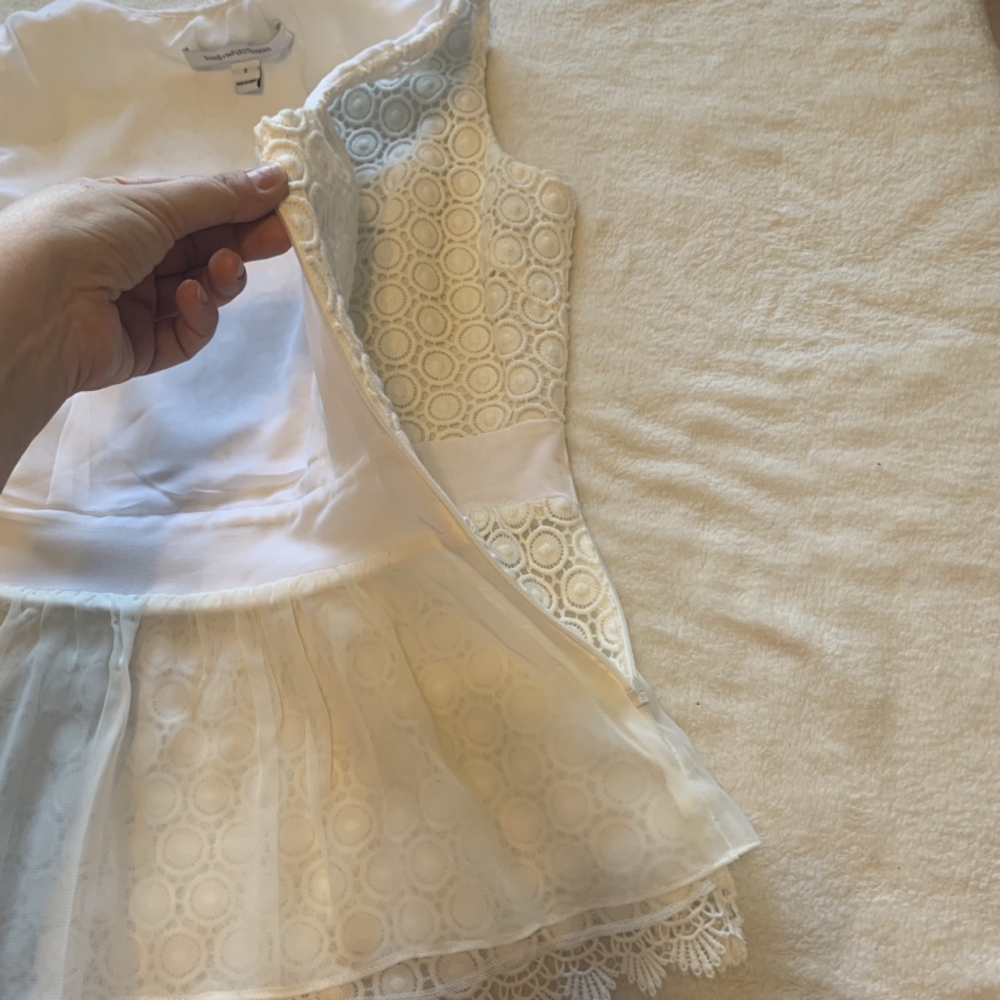 DVF Diane von Furstemberg Tavita Lace Top - Size 0 image indicator(7)