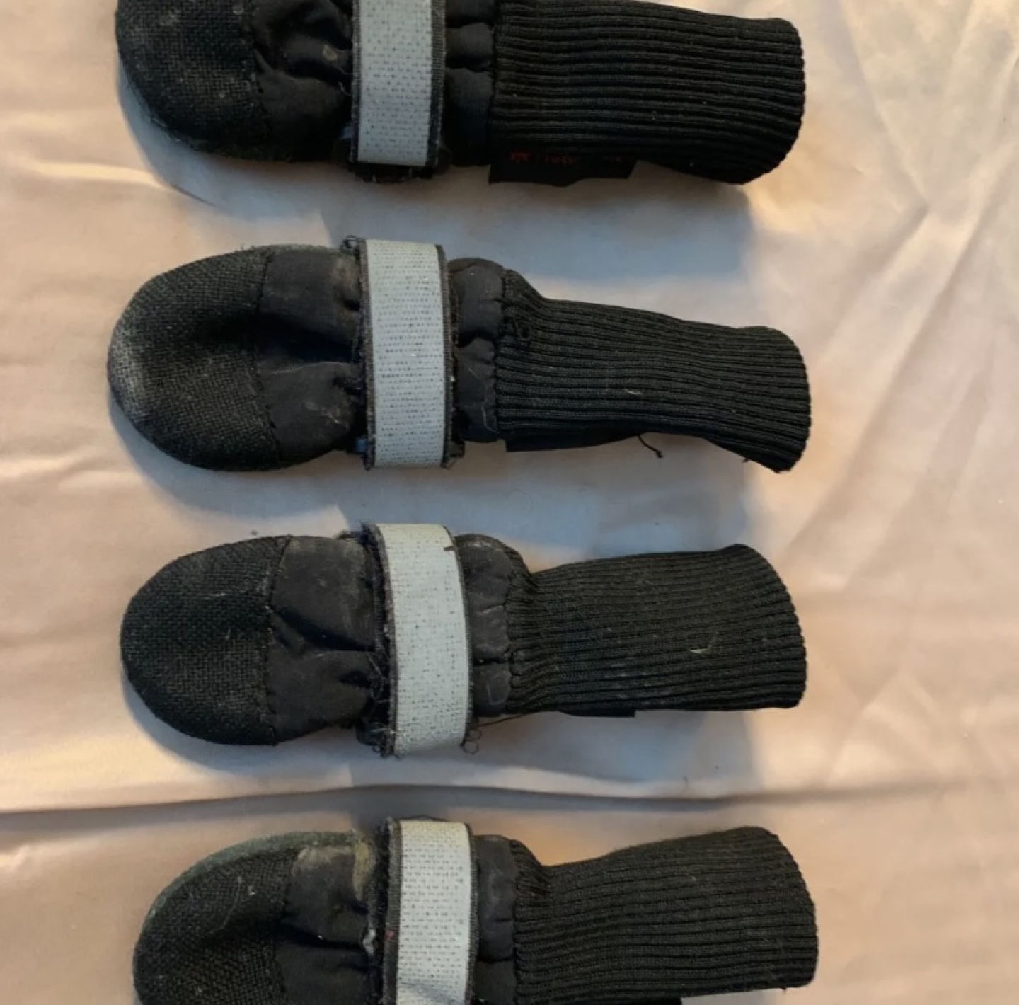 Black Muttluks- S image indicator(2)