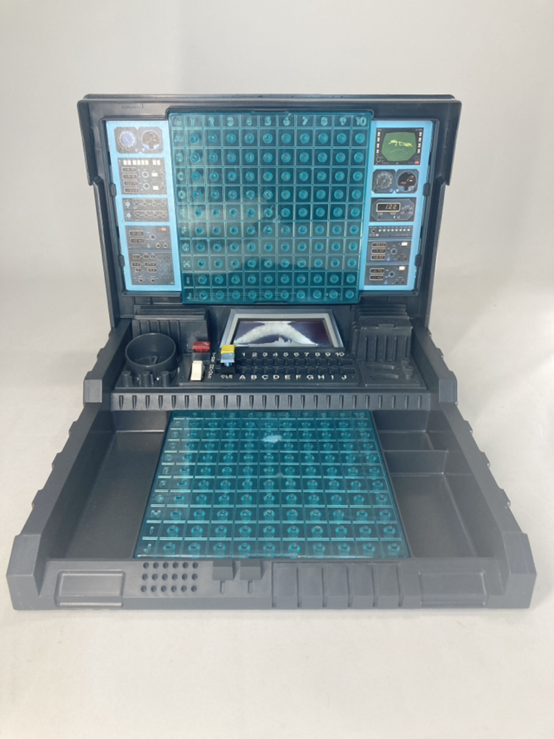 1977 Electronic Battleship - Complete In Box image indicator(3)