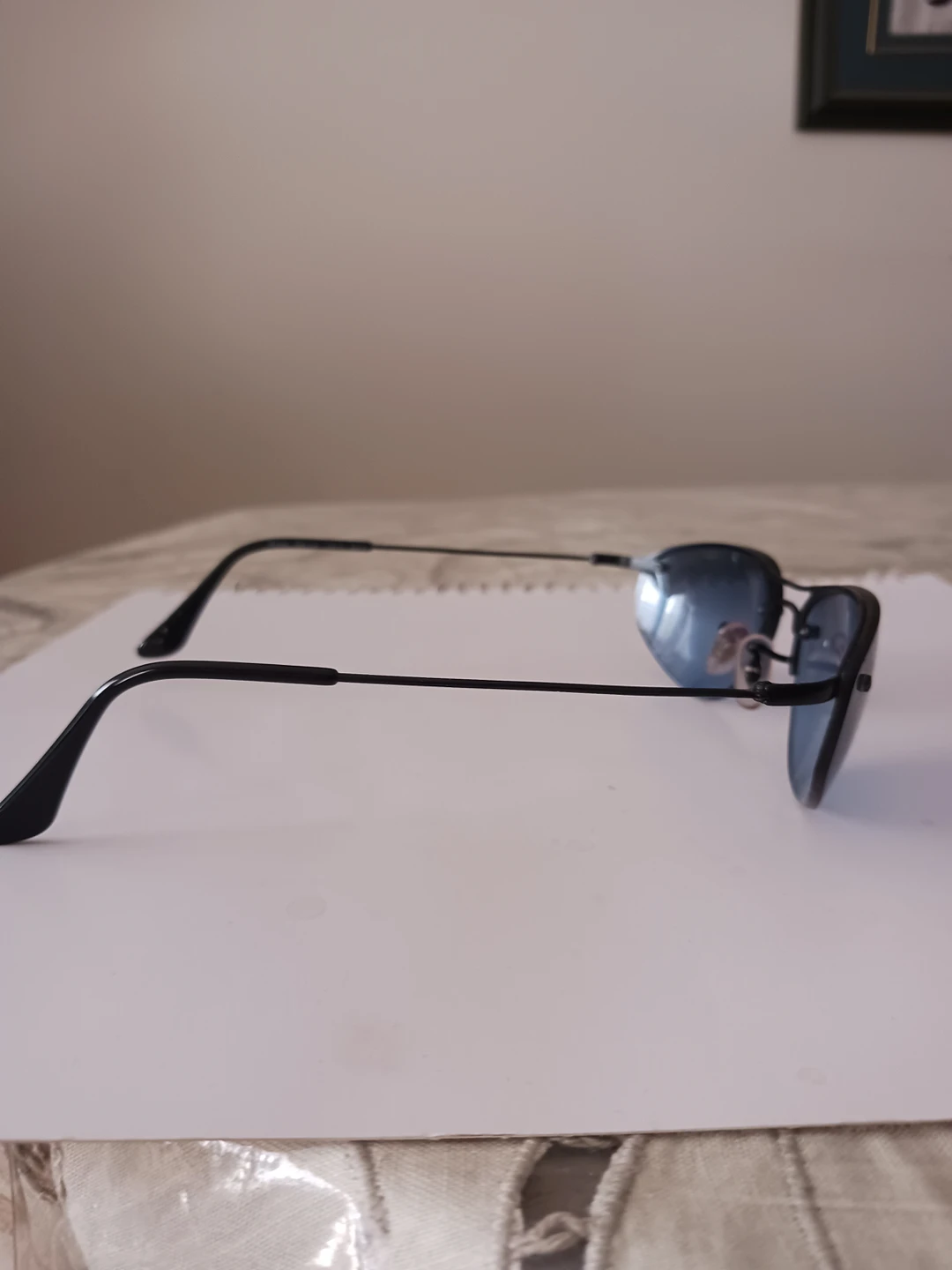 Authentic Ray Ban RB3155 Oval half rimless sunglasses. image indicator(2)