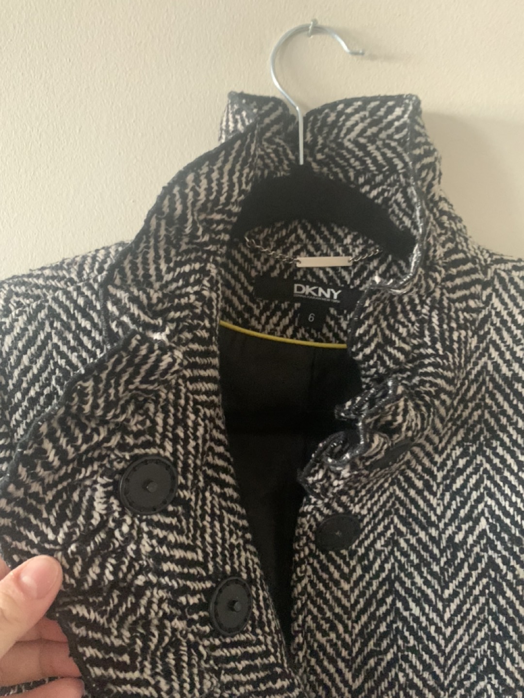 NWT Donna Karan coat - Size M image indicator(3)