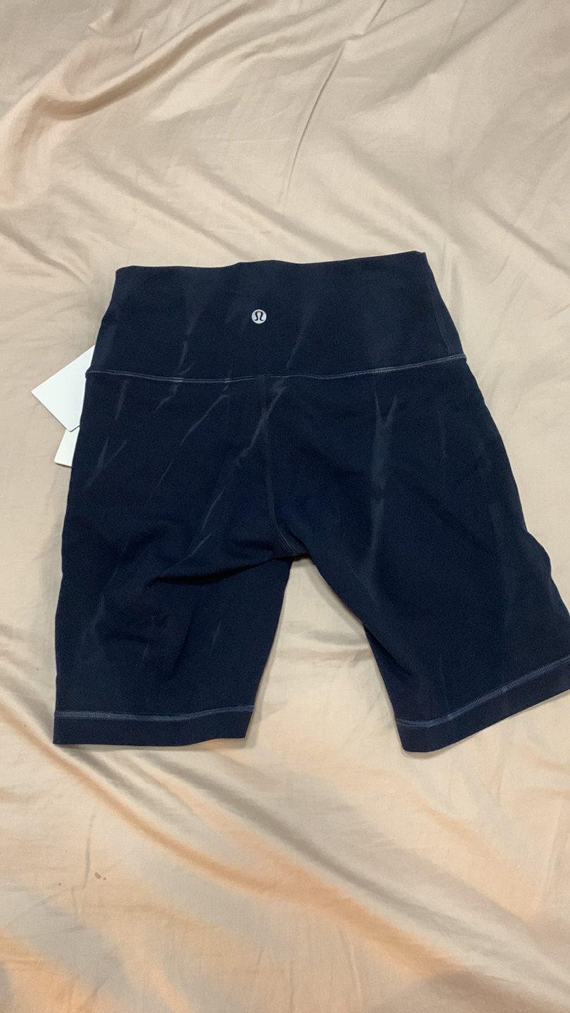 Lululemon Wunder train HR short 8” image indicator(5)