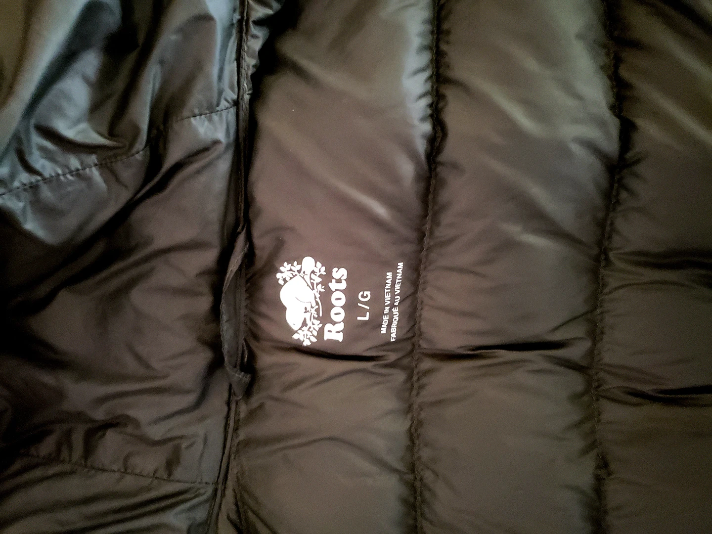 roots jacket zip down packable image indicator(2)