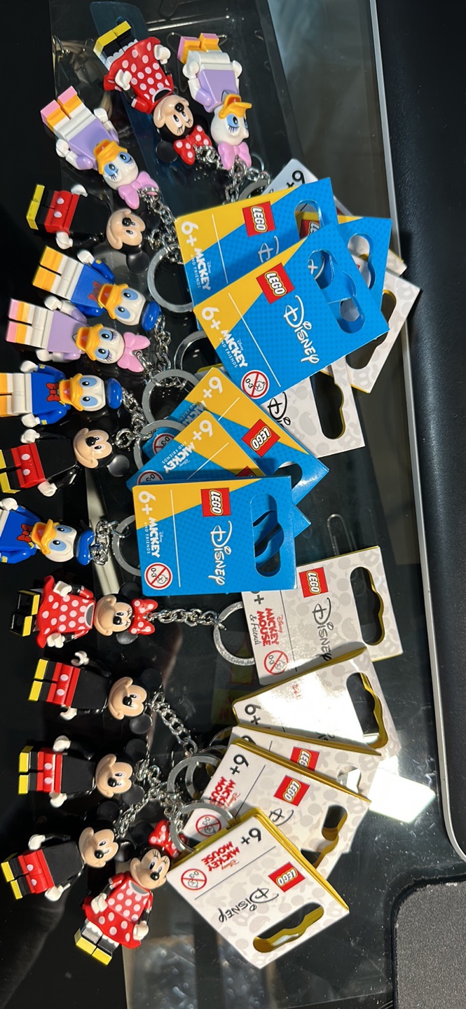 Disney Lego Keychains - photo 2