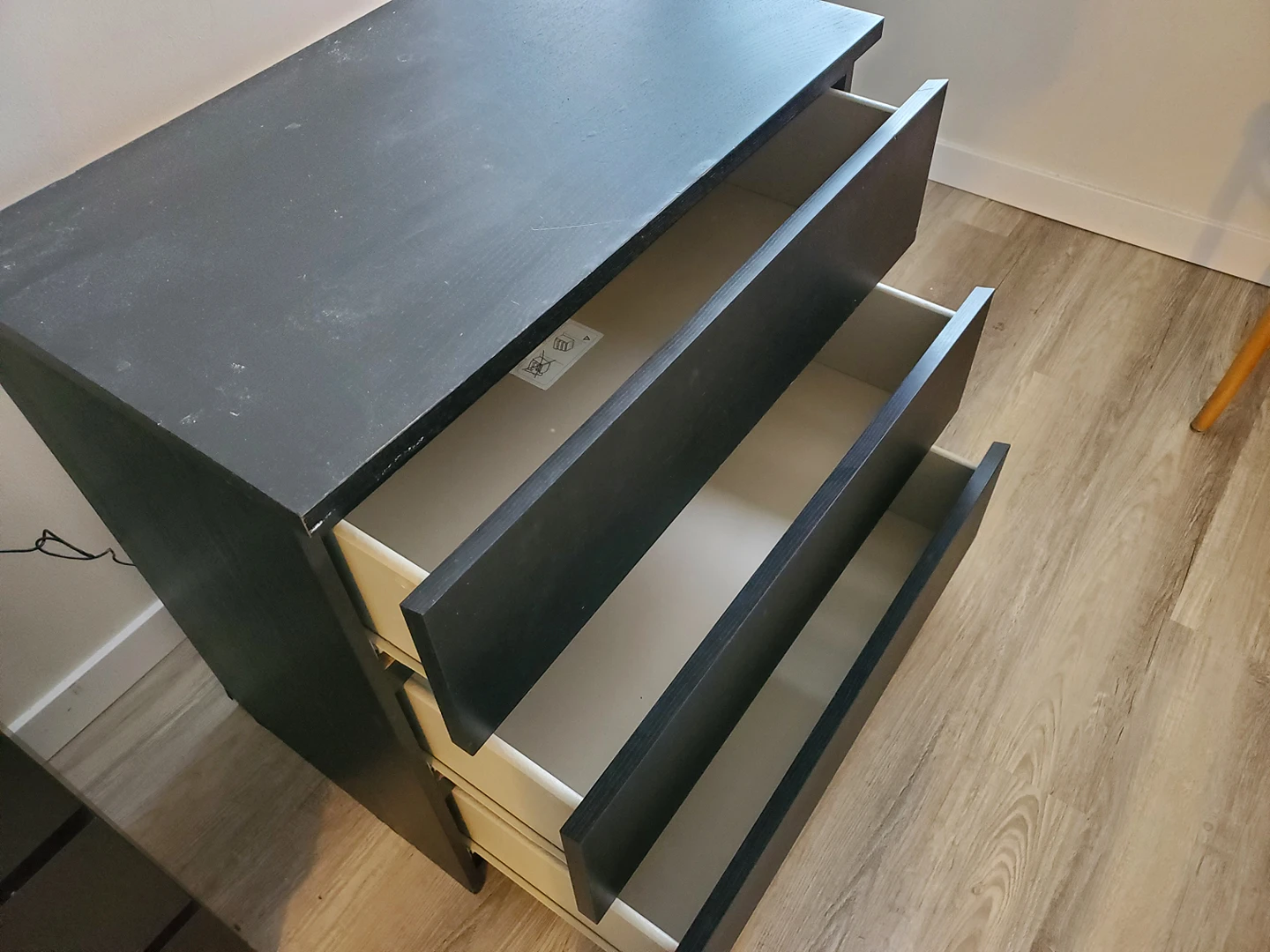Ikea dresser(pick up immediately) - photo 2