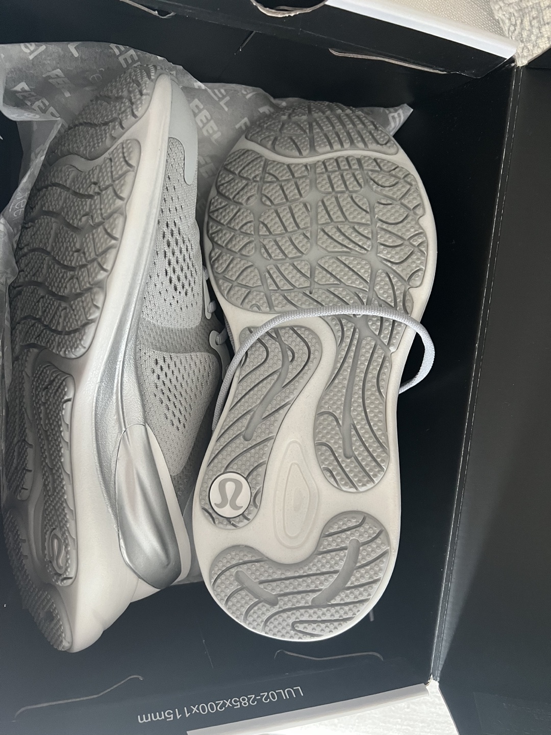 Lululemon running shoes size 7