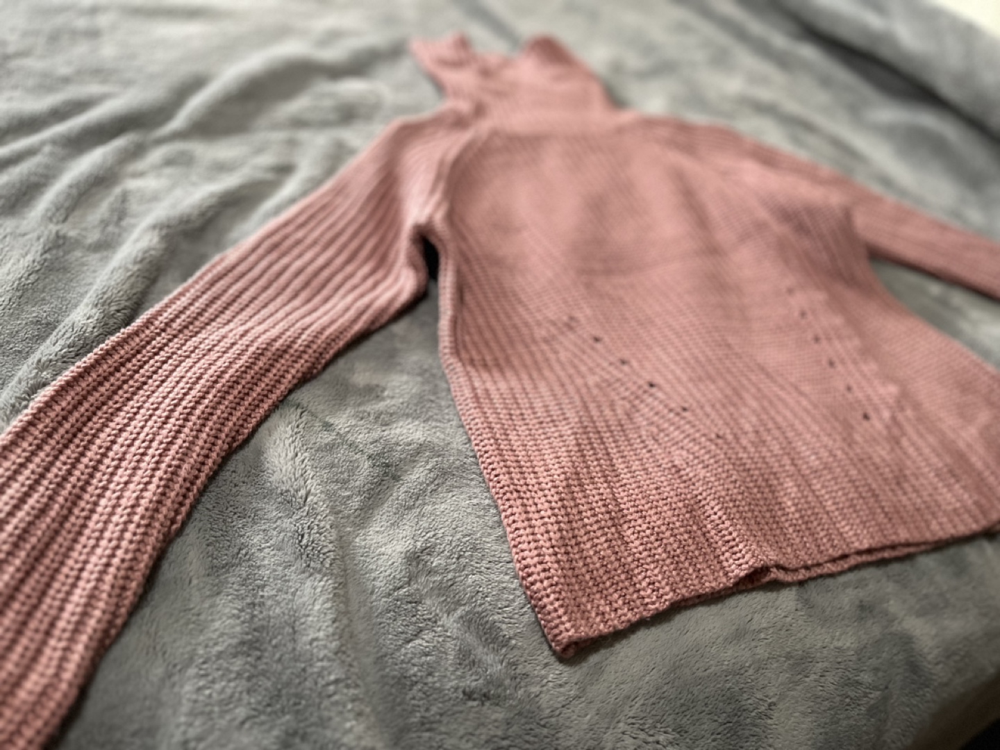 Knitted pullover Large image indicator(4)